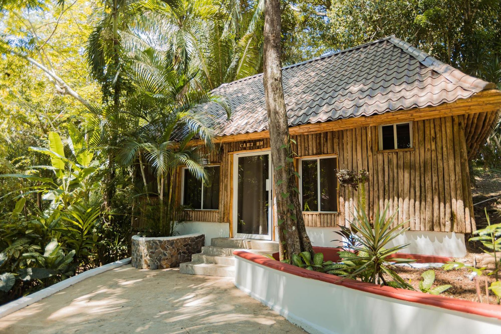 Falling Leaves Lodge San Ignacio Exterior foto